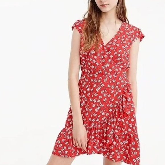 J. Crew Dresses & Skirts - J. Crew Mercantile Floral Red & White V-Neck Cap Sleeve Ruffle Hem Dress - 6